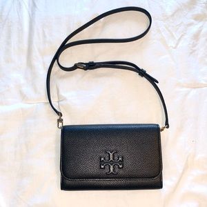 Tory Burch Thea flat wallet crossbody